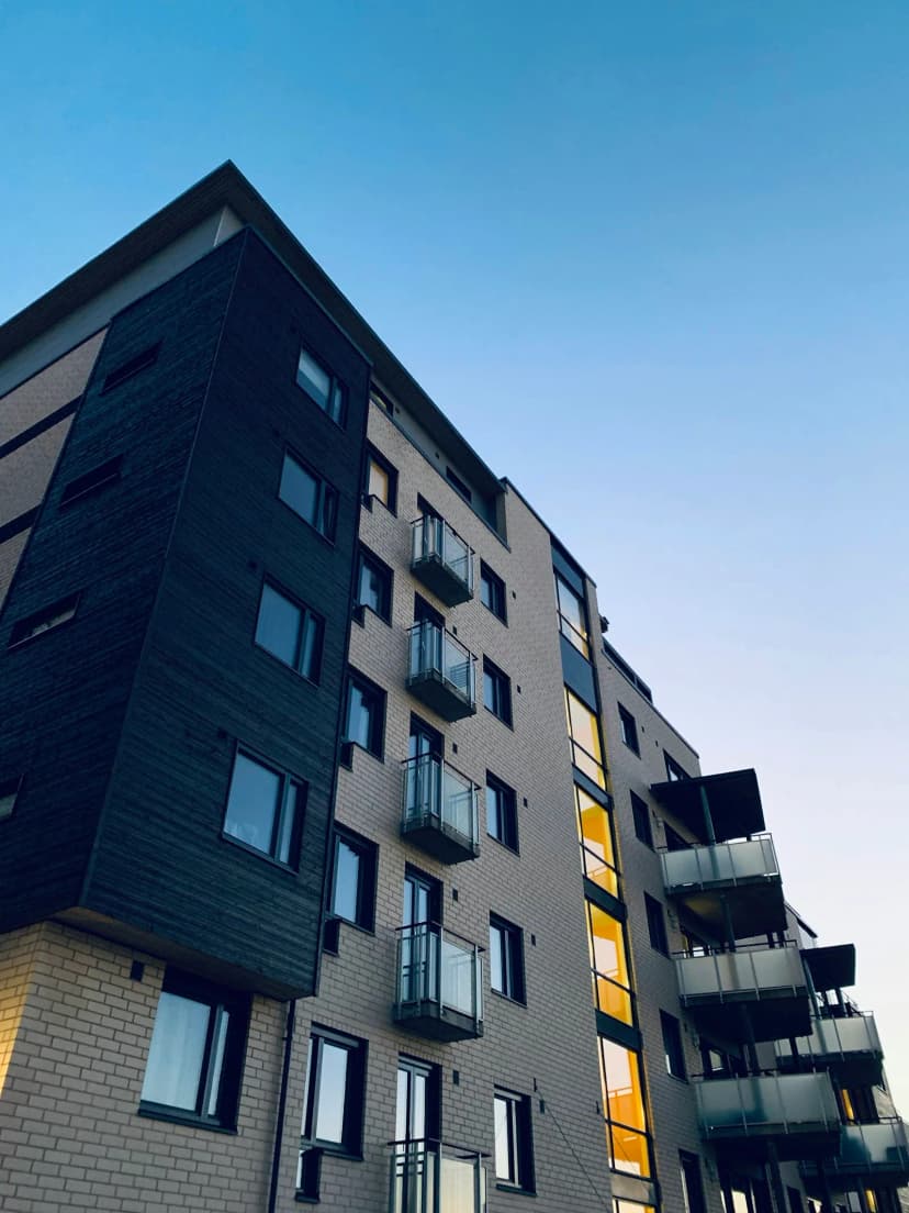 Degressive AfA im Neubau 2026: Wie Bauträger und Makler den Steuervorteil in Verkäufe verwandeln