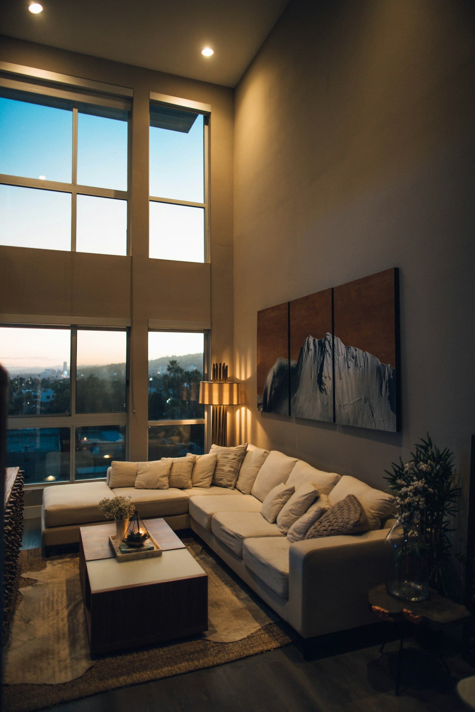 HDR-Immobilienfotografie: Perfekt belichtete Innenräume – auch bei hellen Fenstern