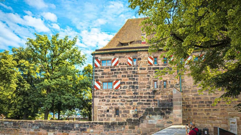 Himmel austauschen bei Immobilienfotos: Wie ein blauer Himmel Ihre Immobilie schneller verkauft