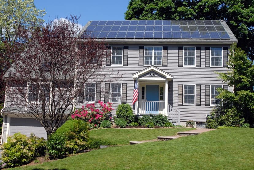 Immobilie mit Photovoltaik verkaufen: So machen Sie die Solaranlage zum Verkaufsargument