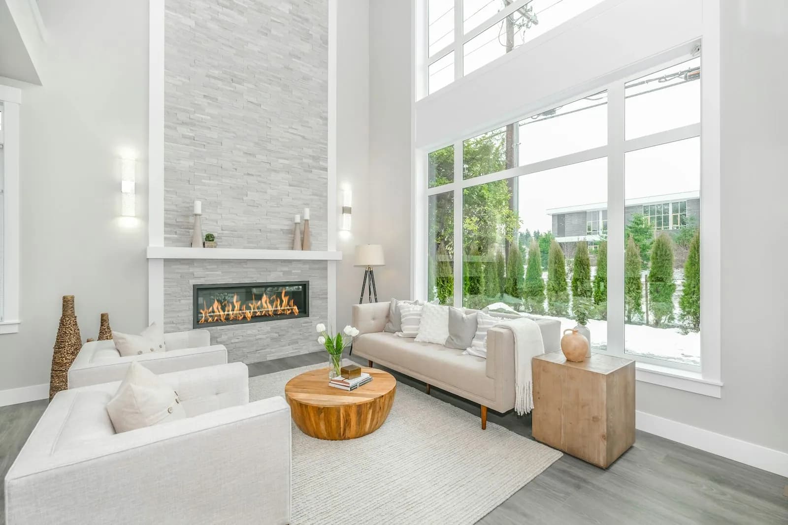 Home Staging Kosten: Physisches vs. virtuelles Staging im Vergleich