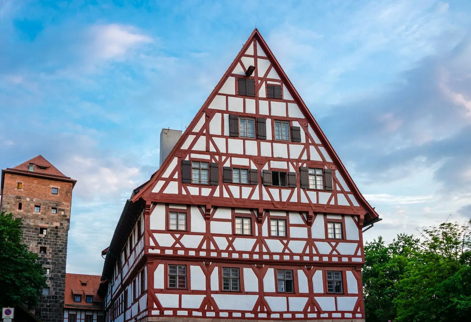 Restnutzungsdauer-Gutachten und AfA: Wie eine lückenlose Foto- und 3D-Dokumentation Ihre Abschreibung absichert
